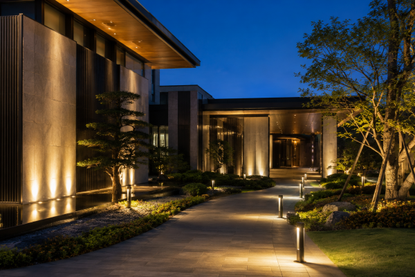 outdoor-sample-image.webp